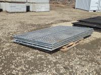 (4) 8 Ft Chain Link Panels