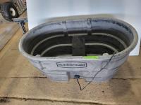Rubbermaid 100 Gallon Water Trough with Heater