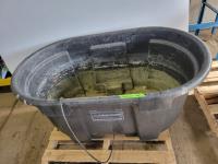 Rubbermaid 100 Gallon Water Trough with Heater