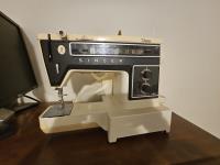 Diana Singer Sewing Machine