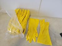 12 Pairs of Large Rubber Gloves