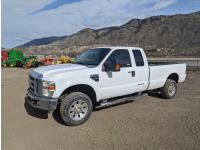 2008 Ford F350 XLT 4X4 Extended Cab Pickup Truck