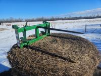 Frontier Deere Bale Spear - Tractor Attachment
