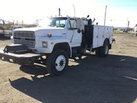    1989 Ford 800 Service Truck