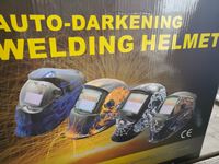    Auto Darkening Welding Helmet