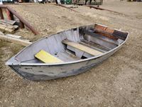   Klamath 12 ft Aluminum Boat