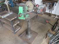 Large Vise & Stand