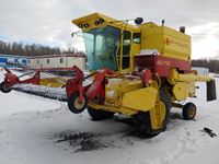 New Holland TR70 Rotary Combine