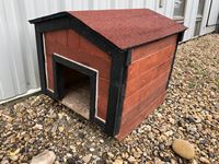    Small Dog House
