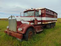 1969 Kenworth W923 T/A Grain Truck