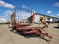  New Holland Stackliner 1033 Square Bale Wagon