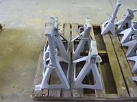    (4) 6 Ton Jack Stands