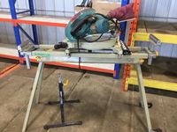    Makita Sliding Mitre Saw with Stand & Mastercraft Extension