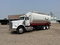 2009 Freightliner FLD120 T/A Day Cab Feed Truck