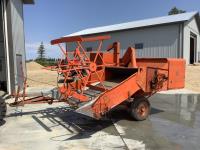 Allis Chalmers 66 Pull Type Combine