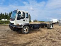 2005 GMC T7500 S/A Extended Cab Cab & Chassis Truck
