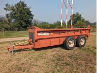 2012 Hesston S431 15 Ft T/A Manure Spreader