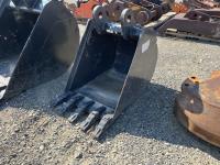 24 Inch Dig Bucket - Excavator Attachment
