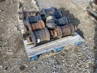 Qty of 400 Series Excavator Bottom Rollers