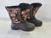 Digital Camo Waterproof Anti-Slip Size 11 Winter Boots