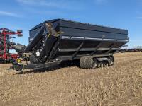 2023 Brent 2598 Tracked Grain Cart