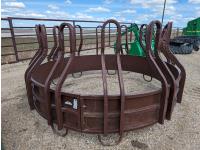 HiQual Tombstone Round Bale Feeder