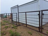 24 Ft Free Standing Panel with 6 Ft Center Gate